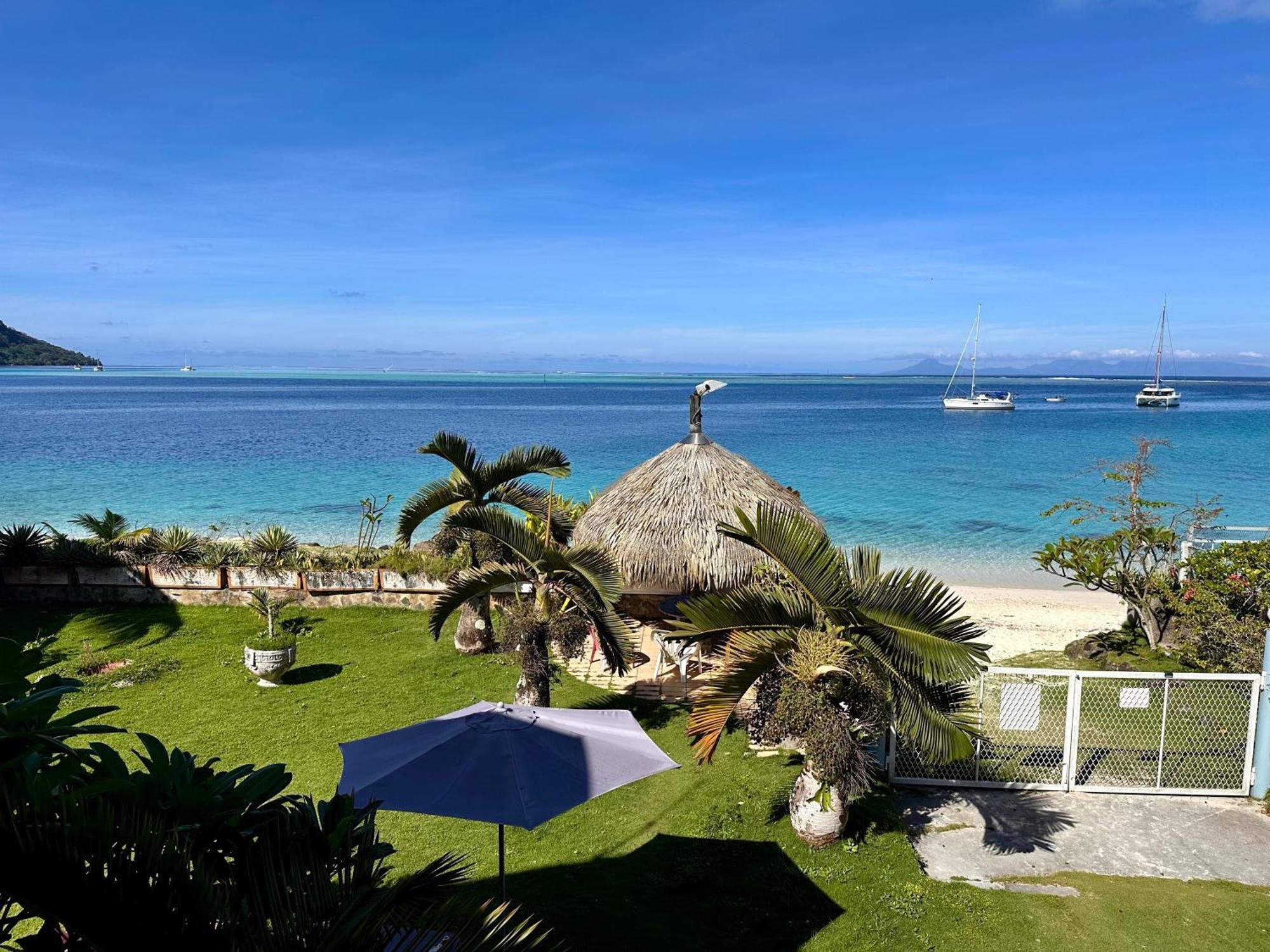 Meri Lodge Huahine Fare Eksteriør bilde