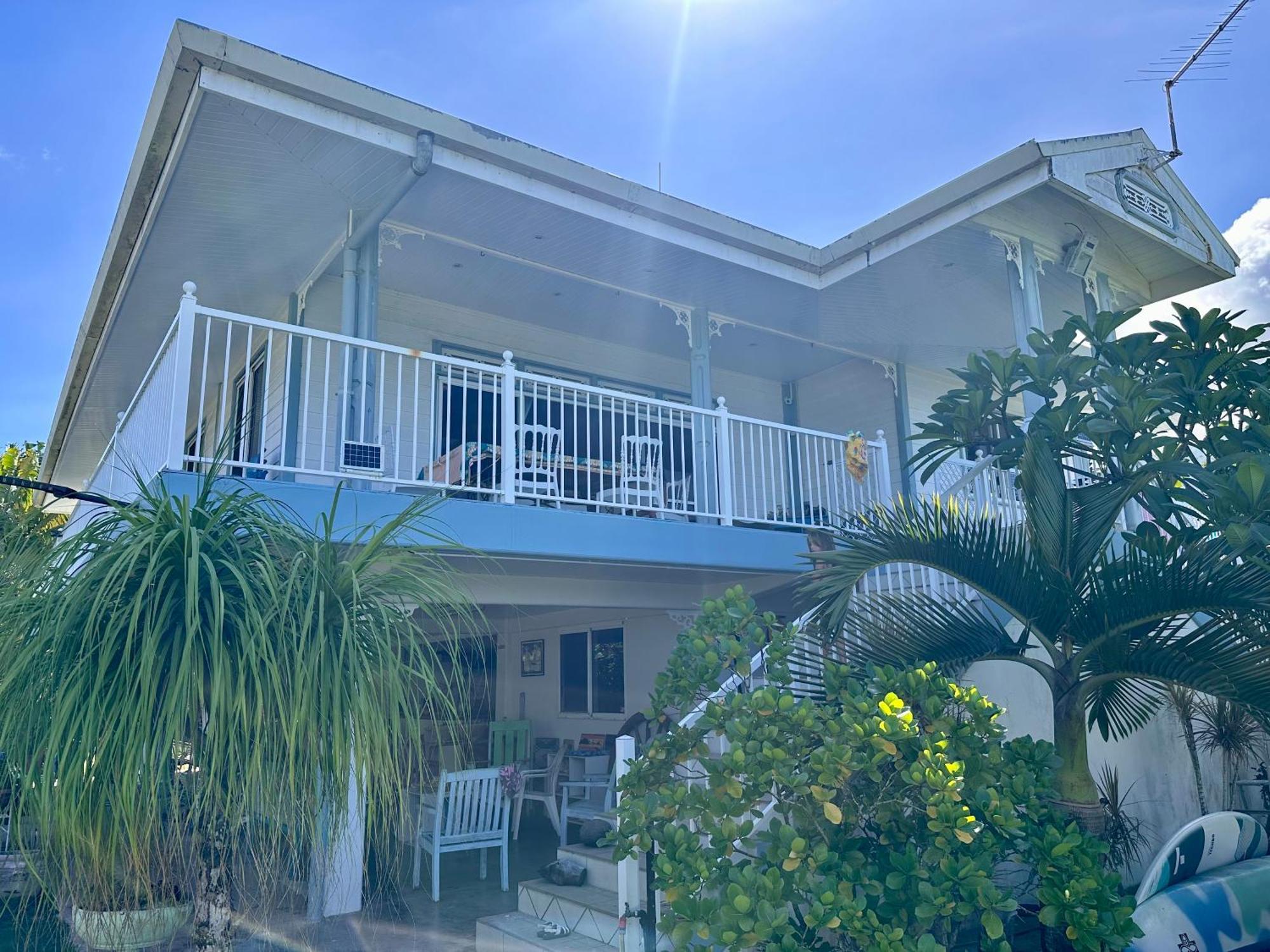 Meri Lodge Huahine Fare Eksteriør bilde